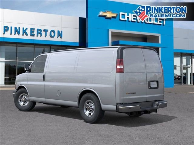 New 2026 Chevrolet Express 2500 image 4