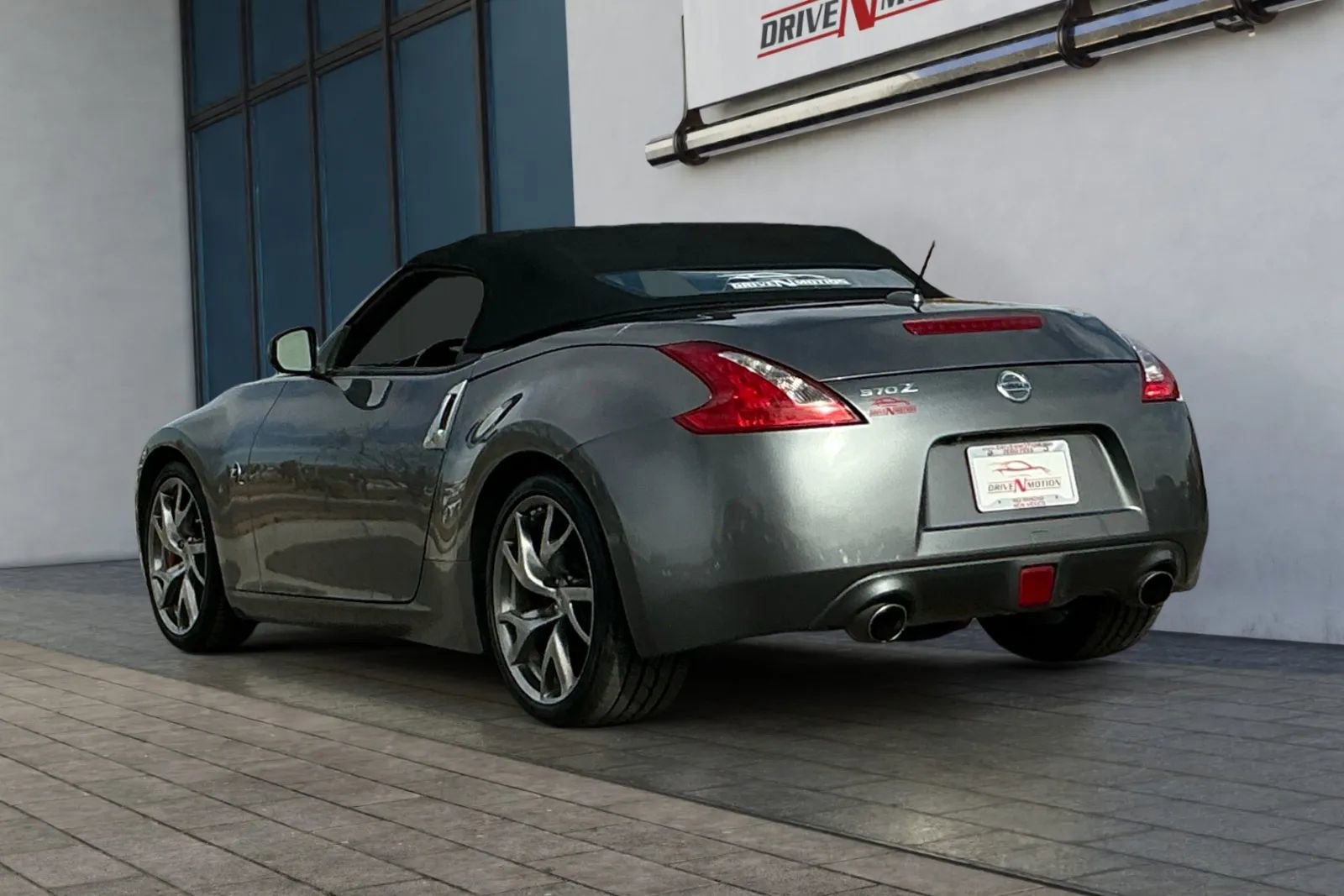 Used 2014 Nissan 370Z Touring w/ Sport Package image 6