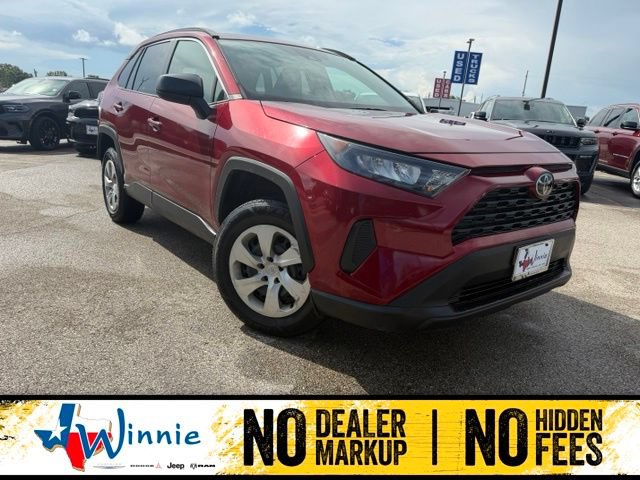 Used 2021 Toyota RAV4 LE FWD image 1