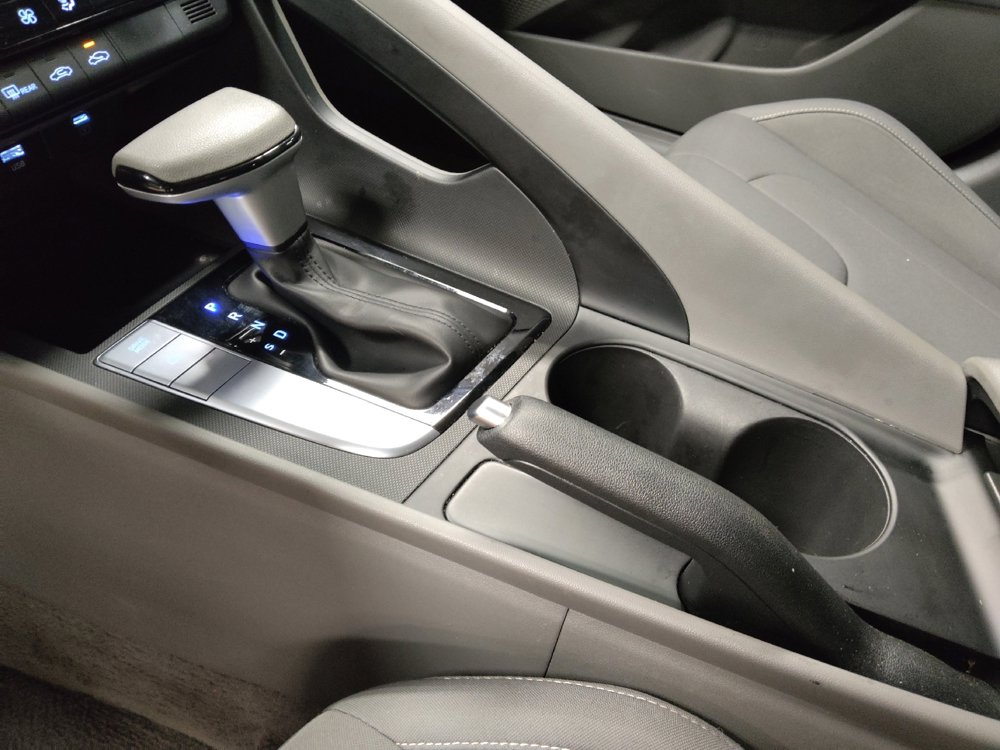 Used 2024 Hyundai Elantra SEL image 26