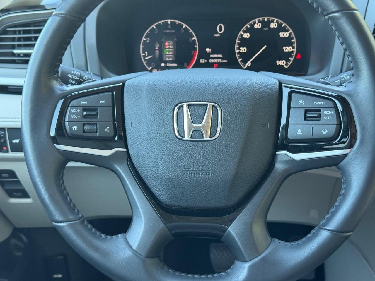 Certified 2025 Honda Odyssey Touring image 13