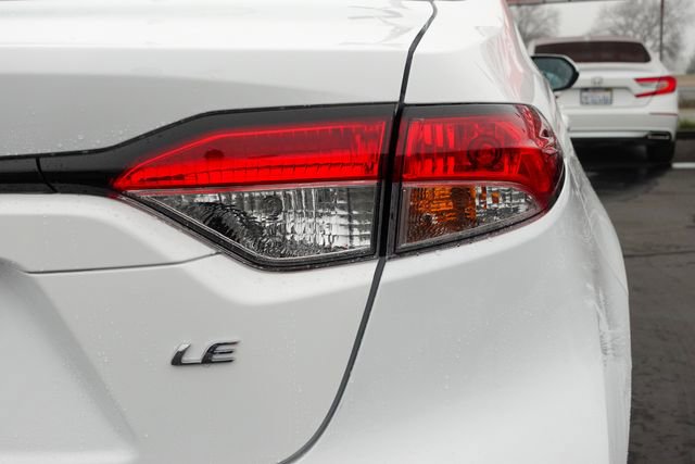 Certified 2023 Toyota Corolla LE image 9