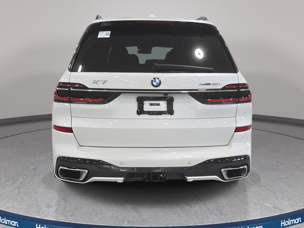 Certified 2024 BMW X7 xDrive40i w/ M Sport Package image 7