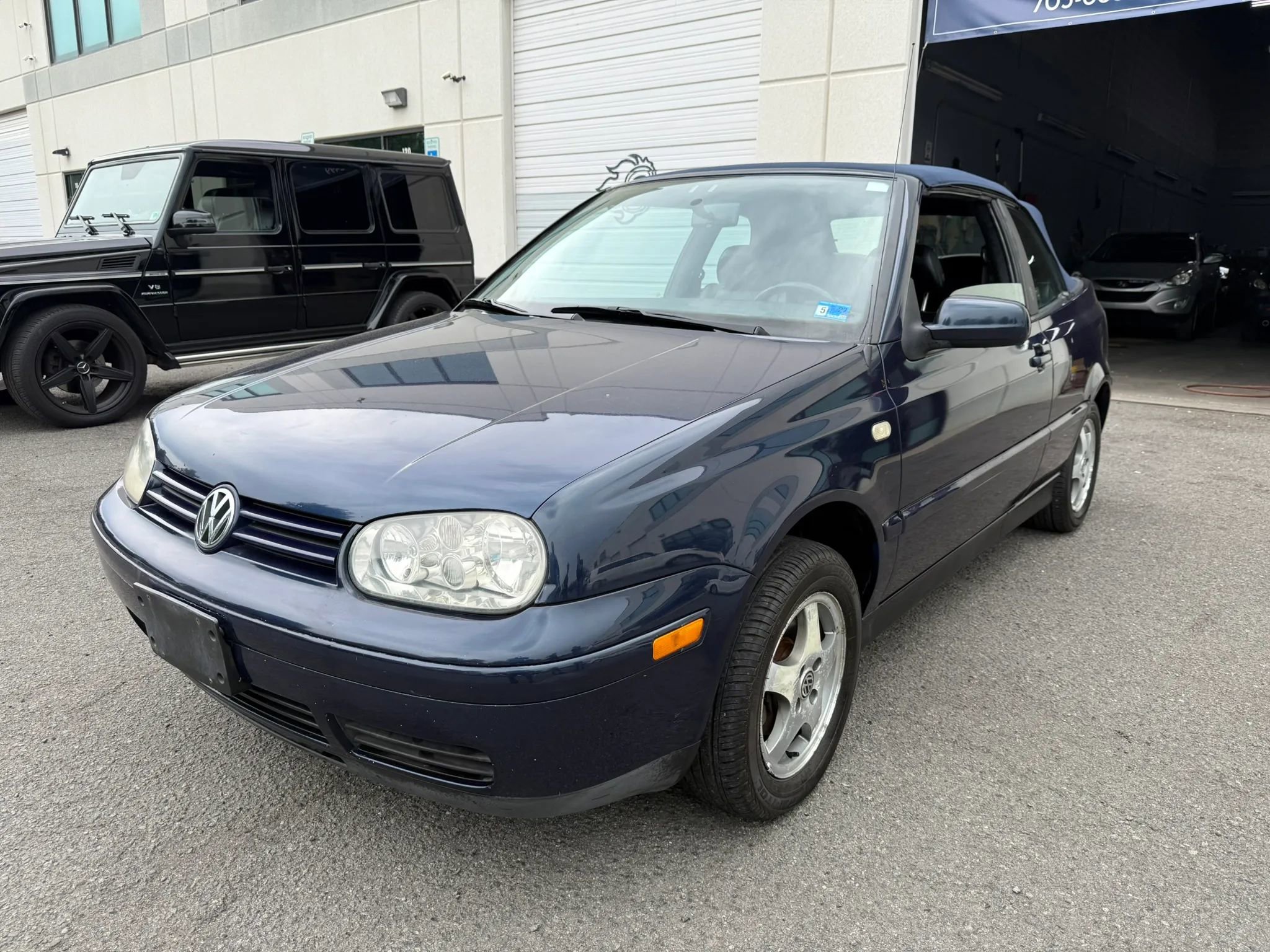 Used 2000 Volkswagen Cabrio GLS FWD image 5
