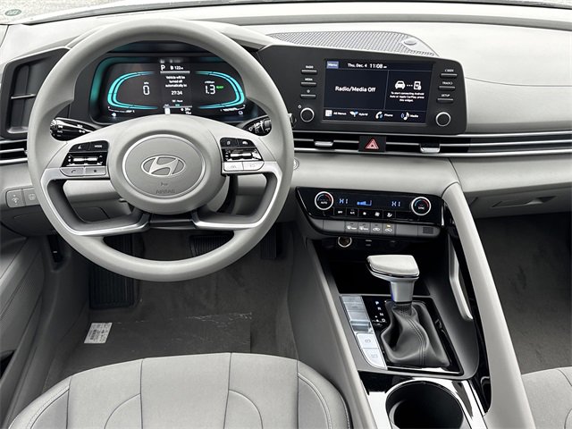 New 2026 Hyundai Elantra Blue image 22