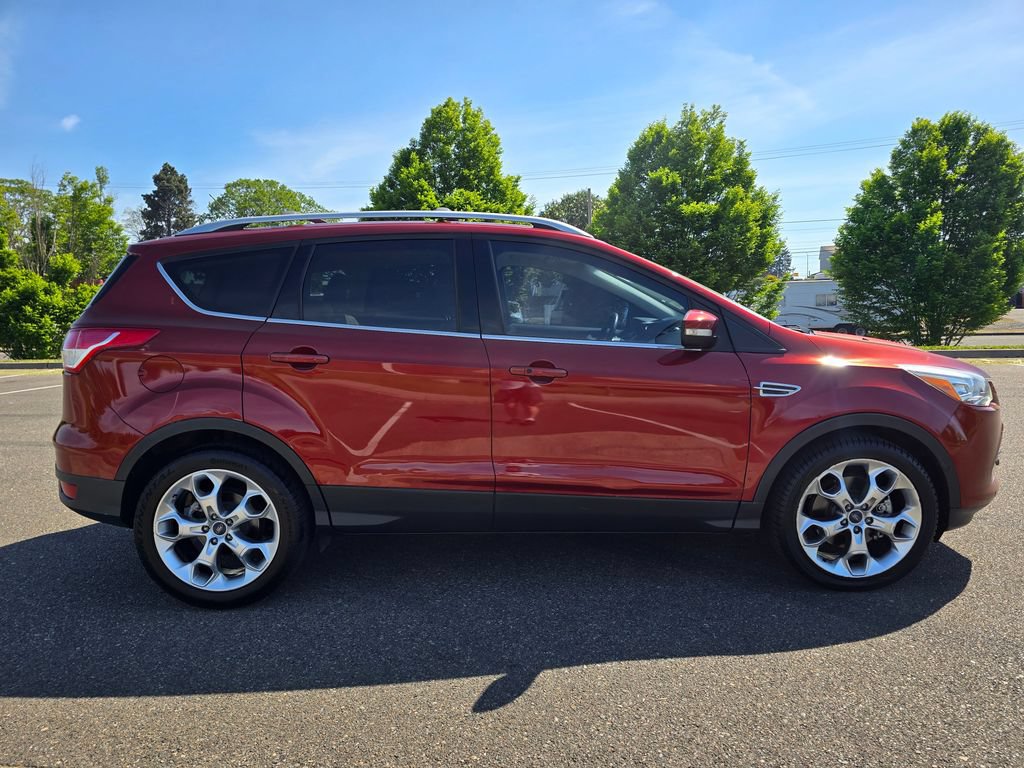 Used 2014 Ford Escape Titanium w/ Equipment Group 401A FWD image 6
