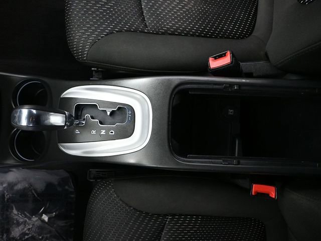 Used 2019 Dodge Journey SE image 29