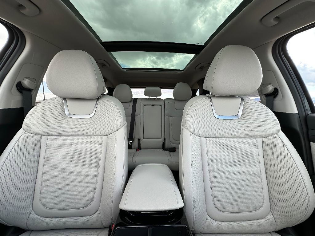 New 2025 Hyundai Tucson Limited image 10