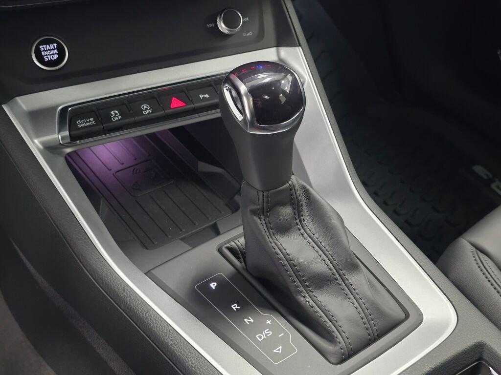 New 2025 Audi Q3 2.0T Premium Plus image 16