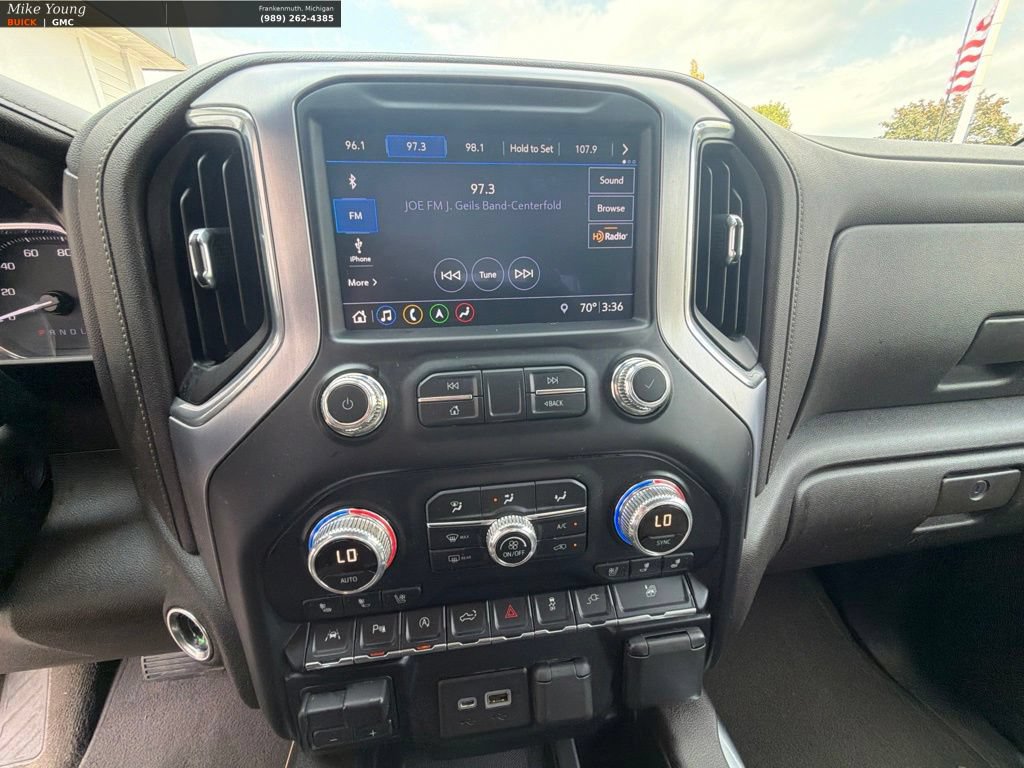 Used 2019 GMC Sierra 1500 SLT w/ SLT Premium Plus Package AWD/4WD image 16