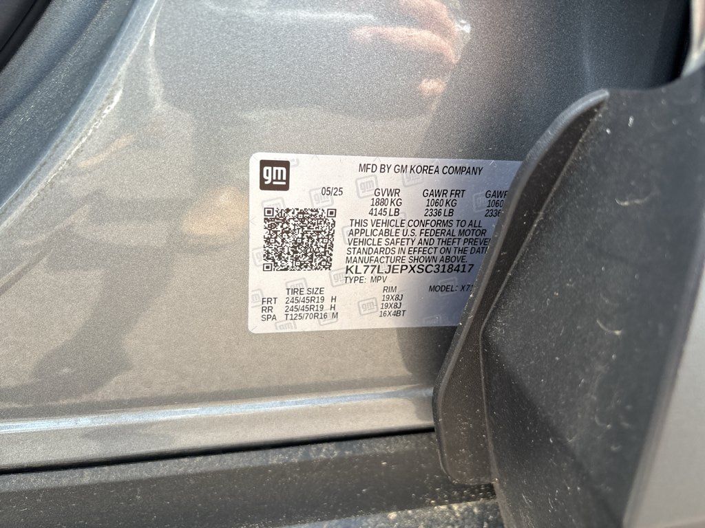 Used 2025 Chevrolet Trax RS w/ Driver Confidence Package FWD image 18