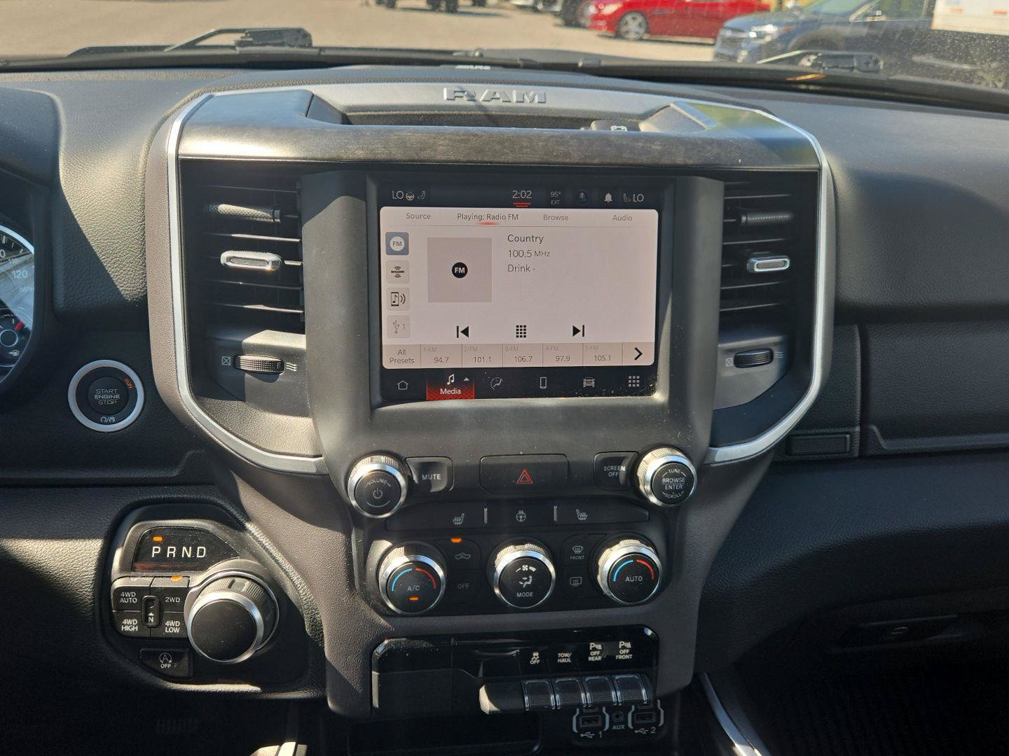 Used 2023 RAM 1500 Big Horn AWD/4WD image 20