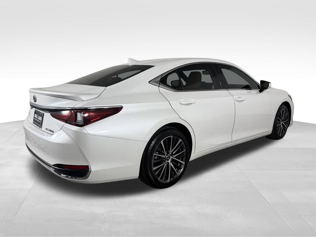 Used 2025 Lexus ES 300h w/ Premium Package FWD image 7