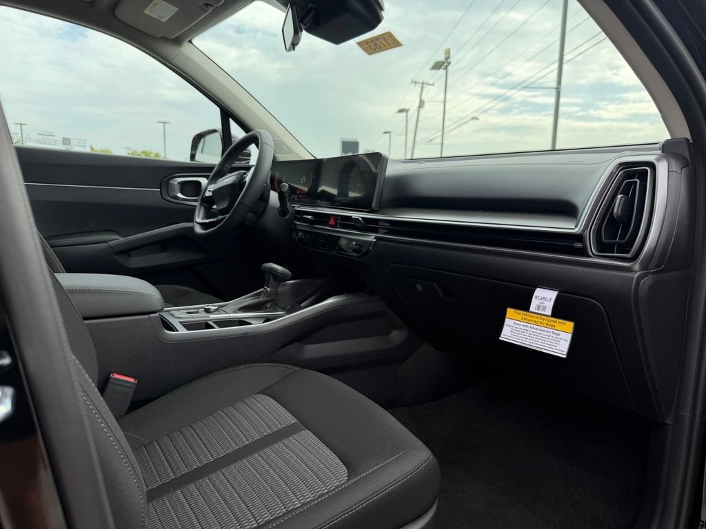 New 2026 Kia Sorento LX FWD image 29
