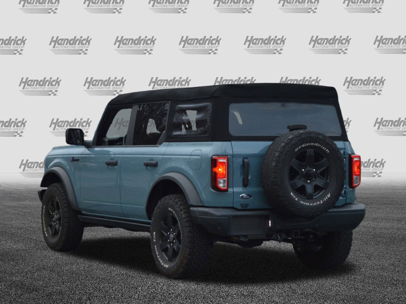 Used 2023 Ford Bronco Black Diamond image 9