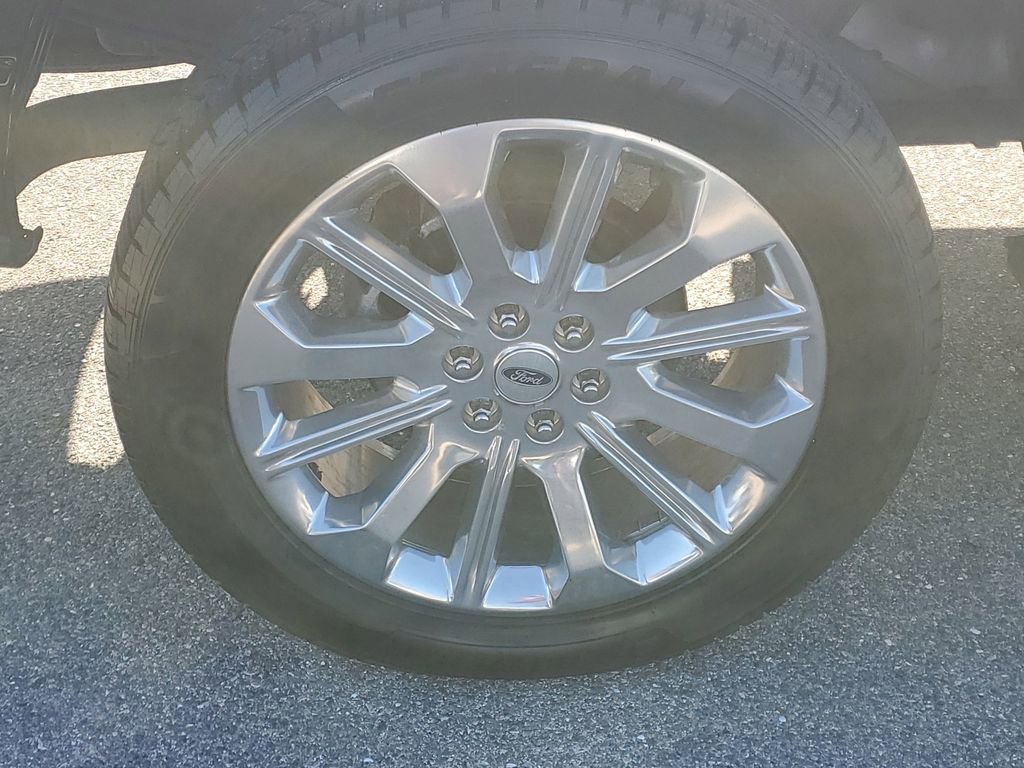 Used 2022 Ford F150 Limited AWD/4WD image 8