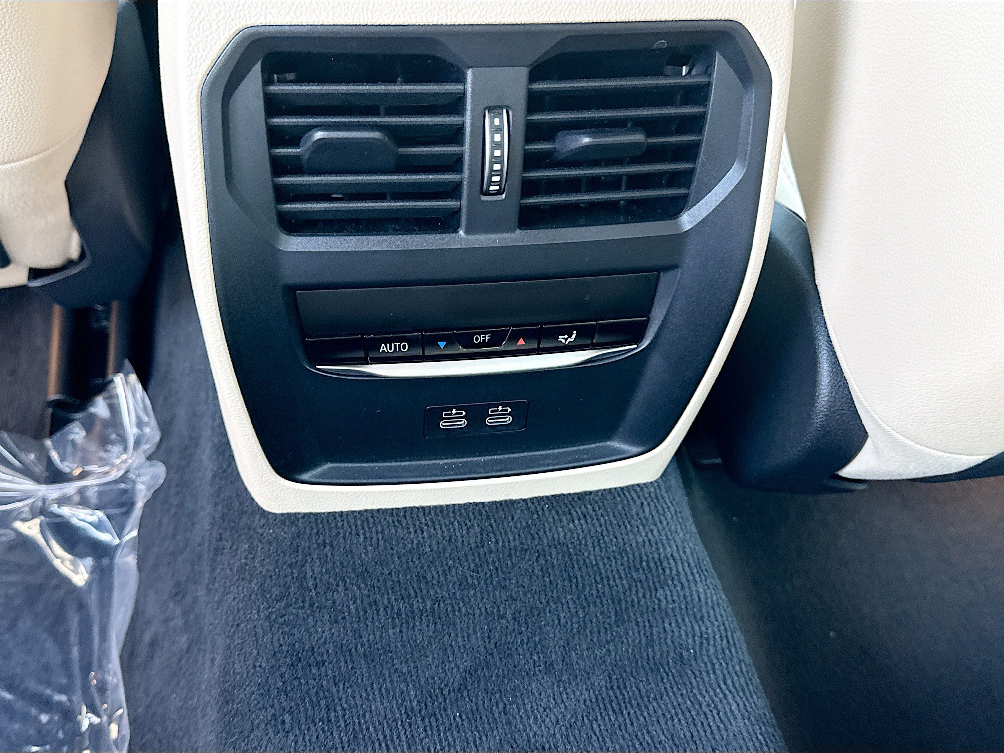 Used 2023 BMW i4 eDrive35 w/ Premium Package RWD image 18