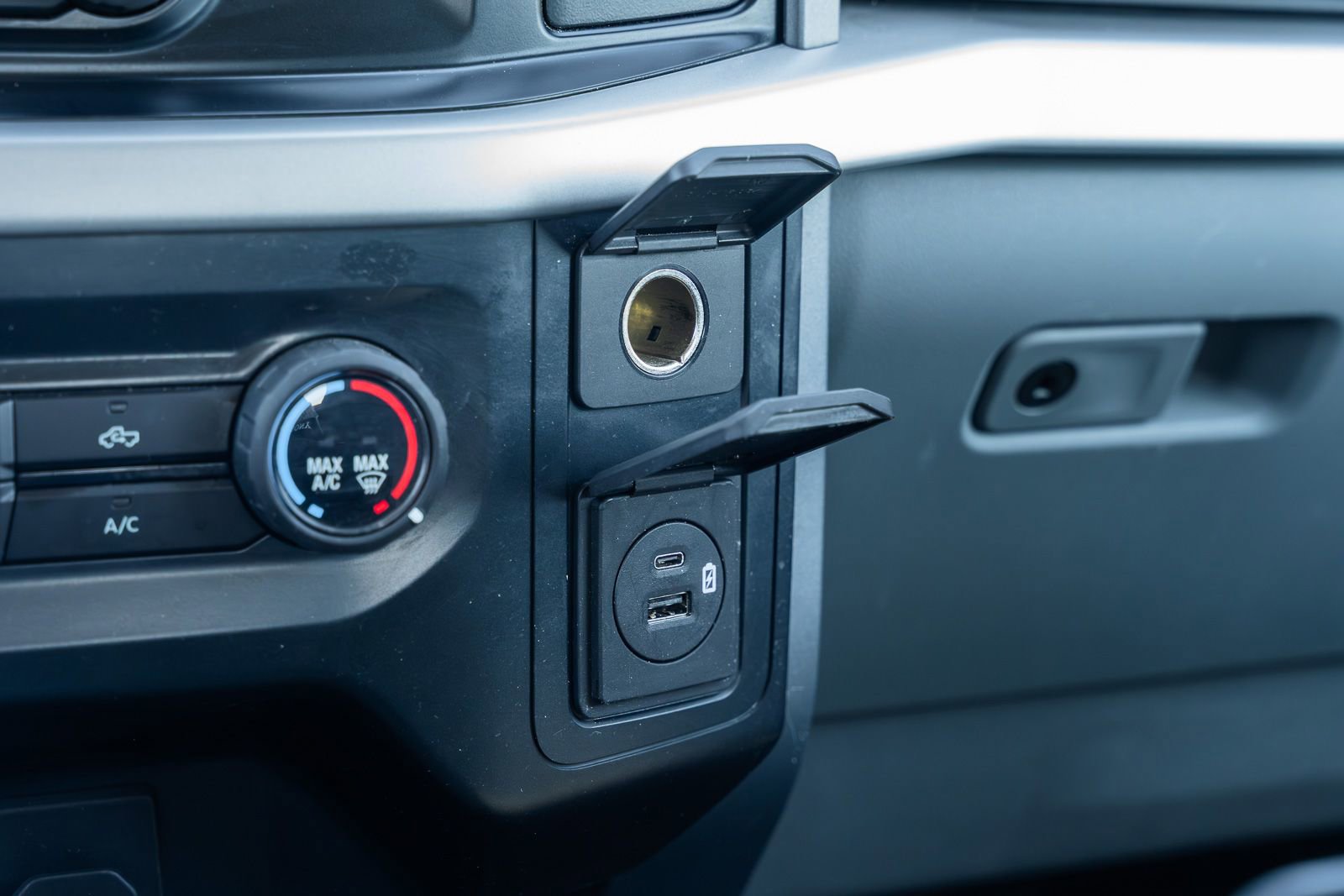 Used 2023 Ford F150 XLT image 29