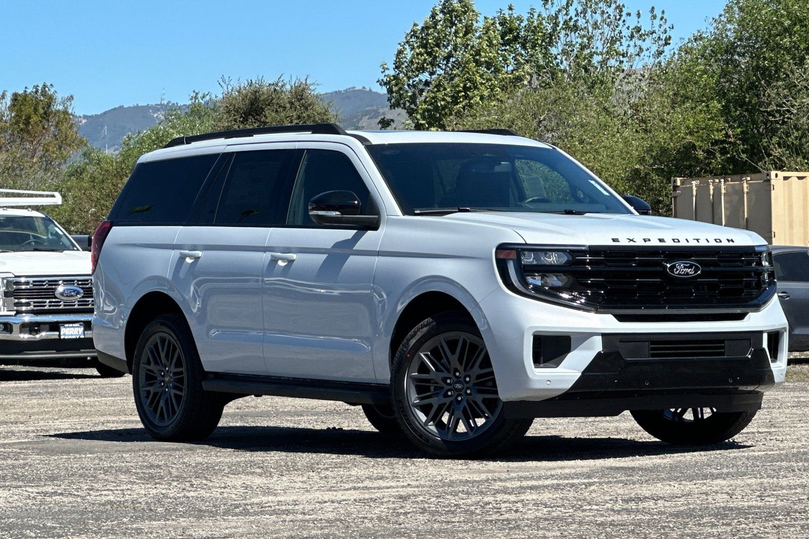 New 2026 Ford Expedition Platinum