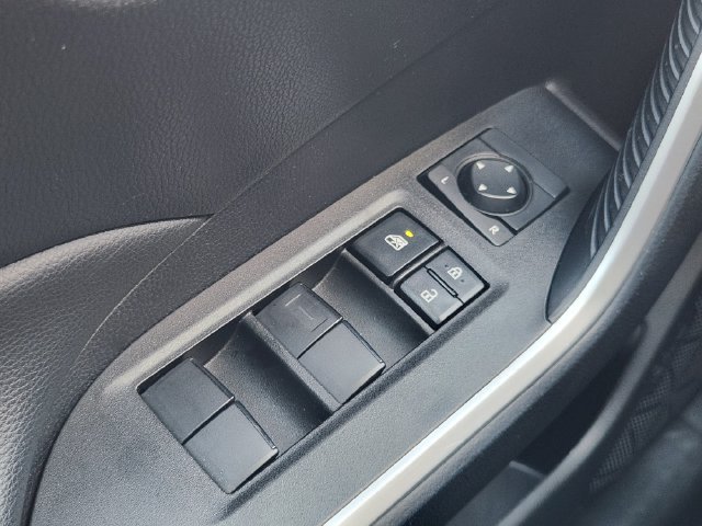 Used 2025 Toyota RAV4 LE FWD image 21