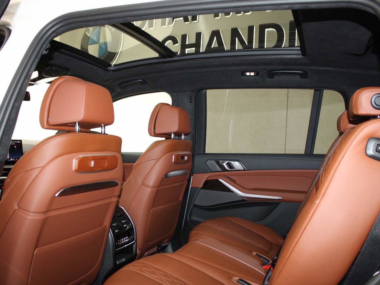 New 2026 BMW X7 M60i image 15