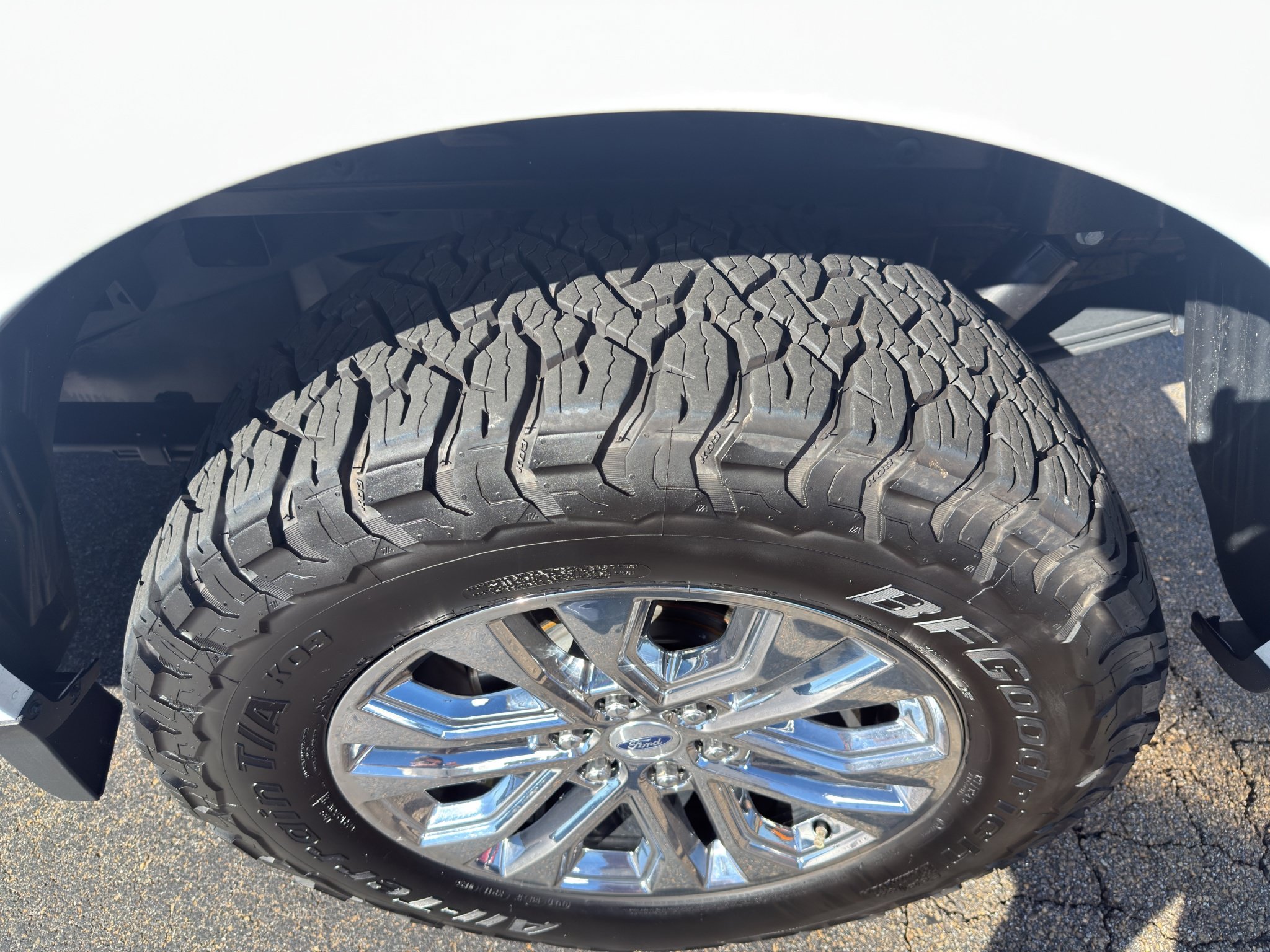 Used 2024 Ford F150 XLT w/ Equipment Group 302A MID AWD/4WD image 16