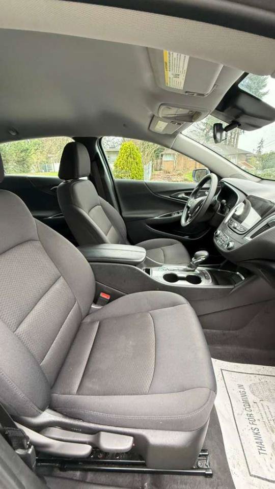 Used 2023 Chevrolet Malibu LT FWD image 13
