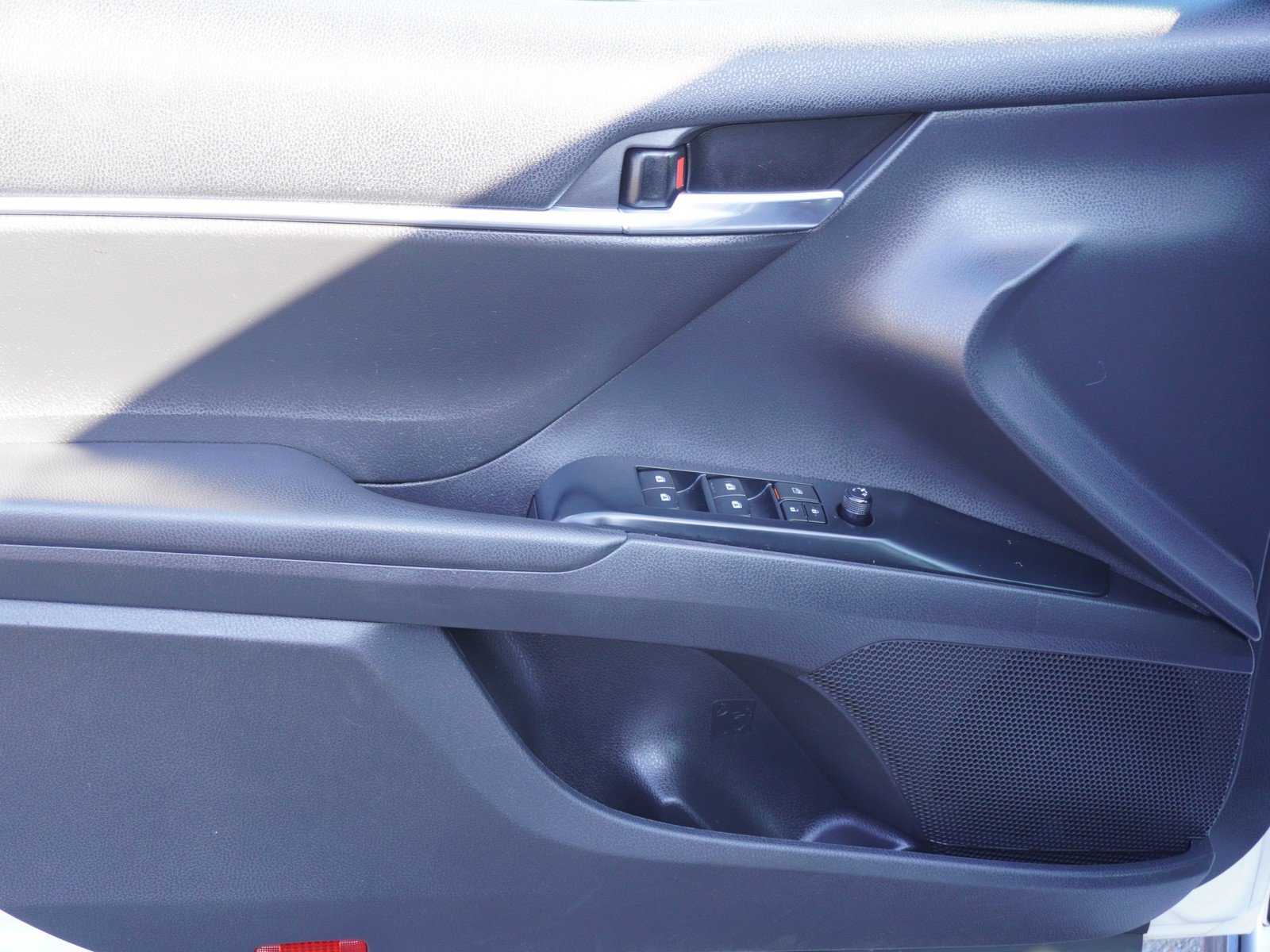 Used 2020 Toyota Camry TRD image 17