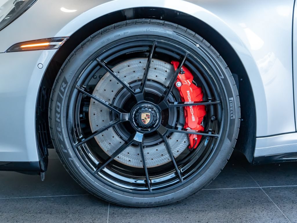 Certified 2026 Porsche 911 Targa 4 GTS AWD/4WD image 11