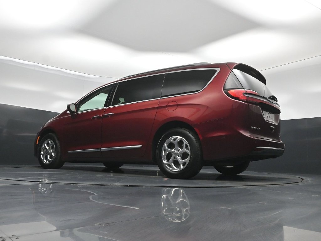 Used 2021 Chrysler Pacifica Limited w/ Premium & Safety Sphere Group AWD/4WD image 48