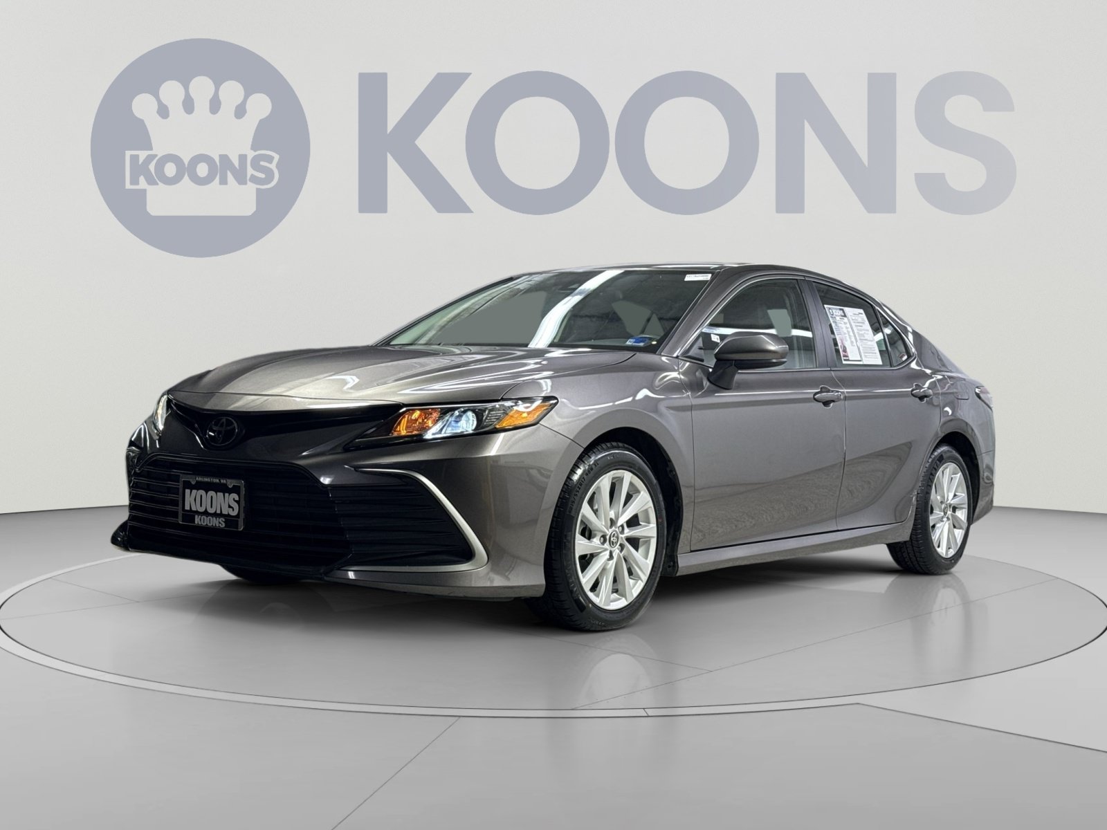 Used 2024 Toyota Camry LE FWD image 1