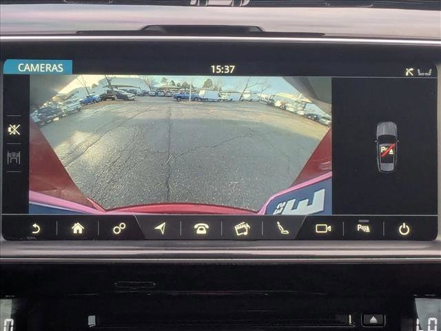 Used 2017 Jaguar F-PACE R-Sport image 15