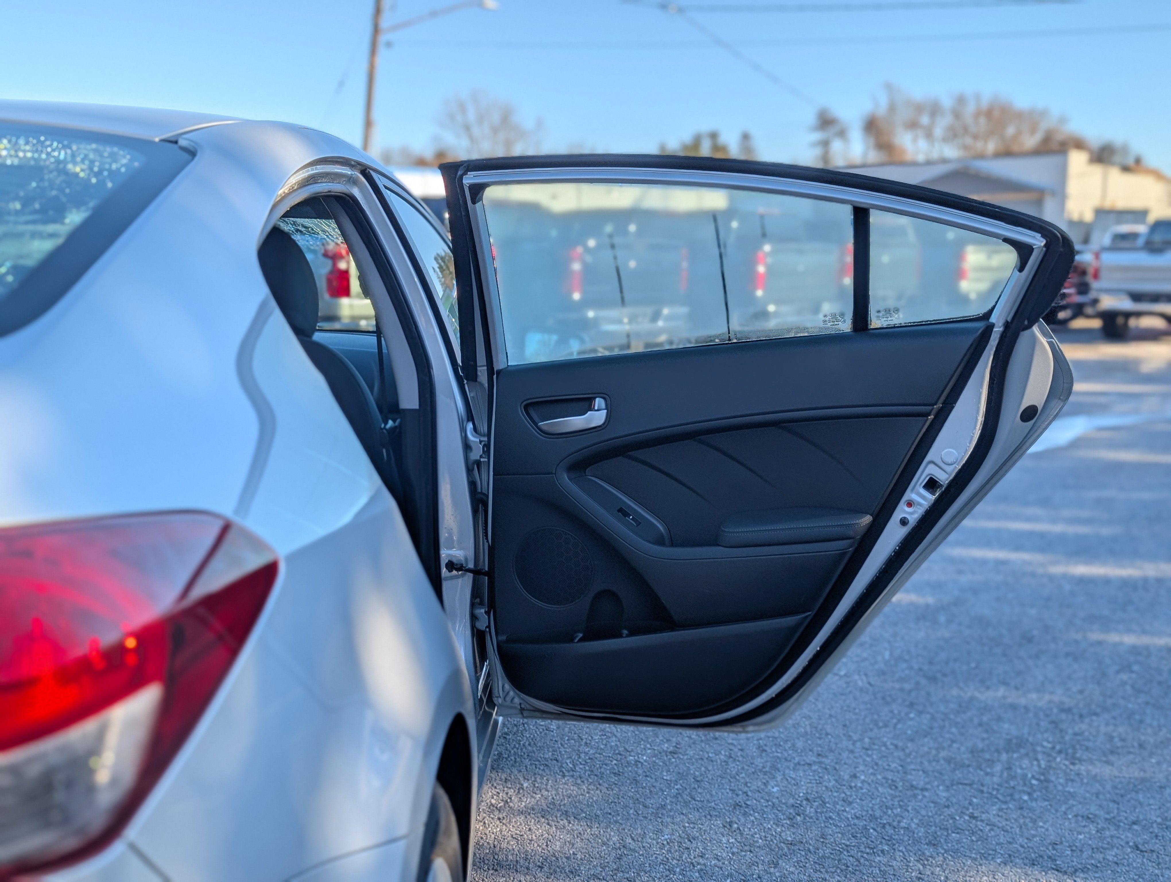 Used 2018 Kia Forte LX w/ LX Popular Package image 32