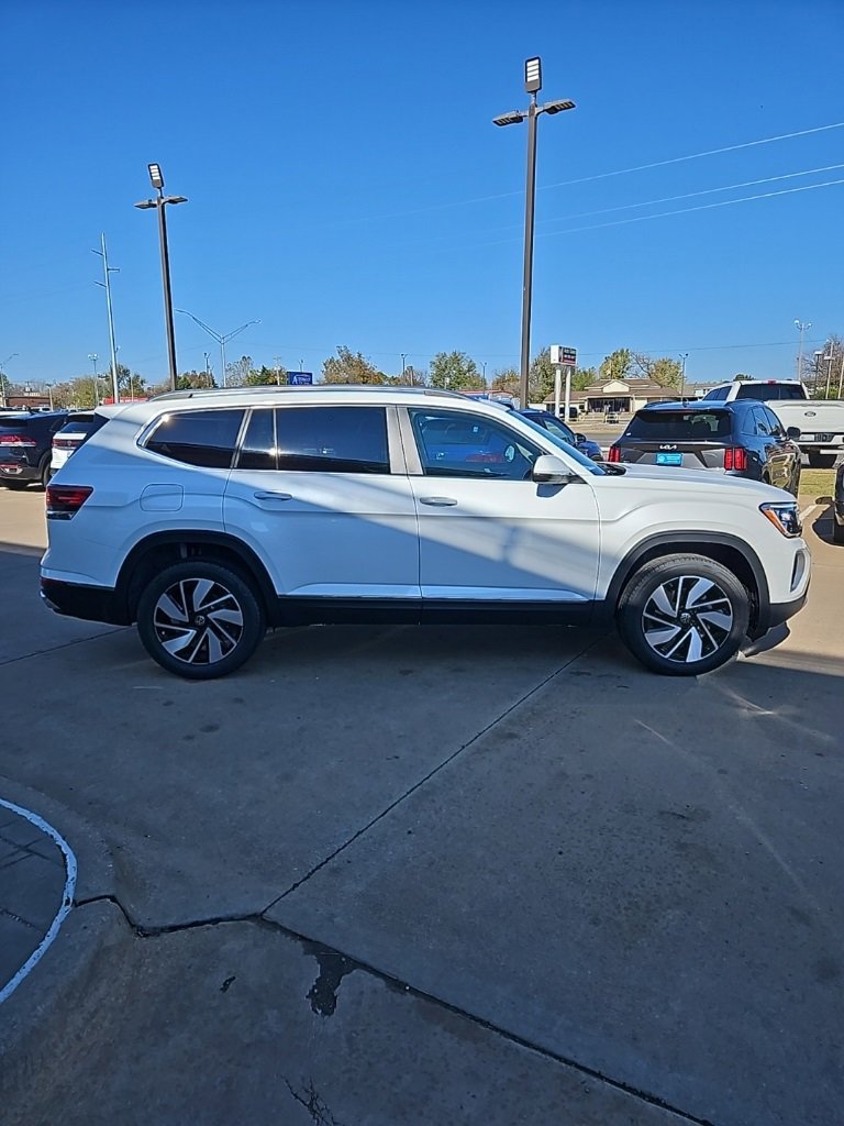 New 2026 Volkswagen Atlas SEL image 4