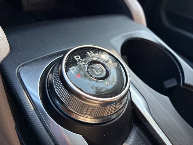 Used 2022 Ford Escape SE image 32