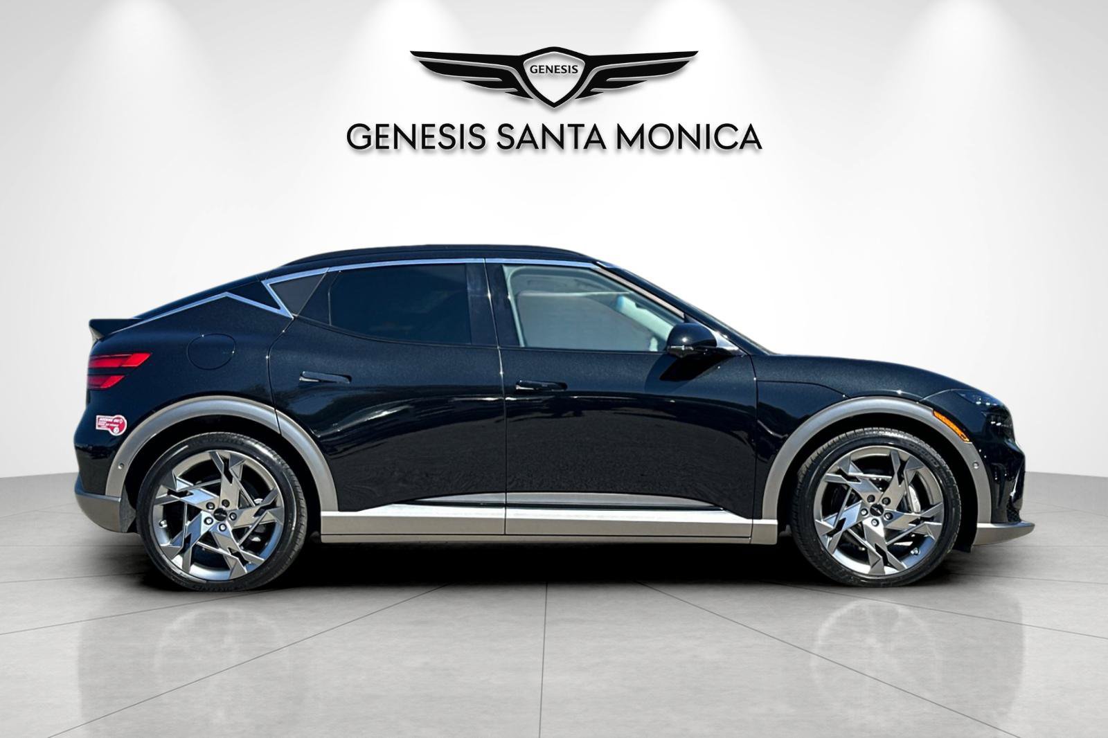 Used 2023 Genesis GV60 Performance AWD/4WD image 4