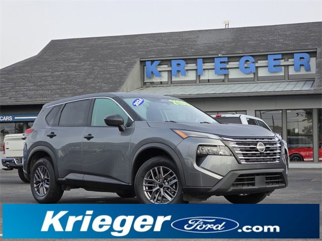 Used 2024 Nissan Rogue S image 1
