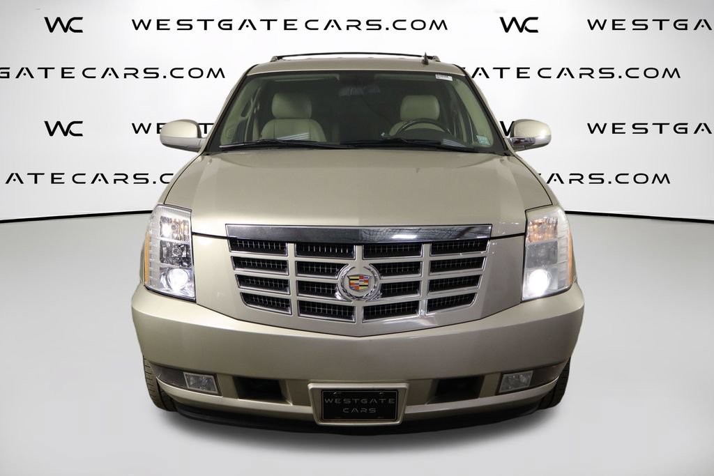 Used 2013 Cadillac Escalade Luxury AWD/4WD video 2