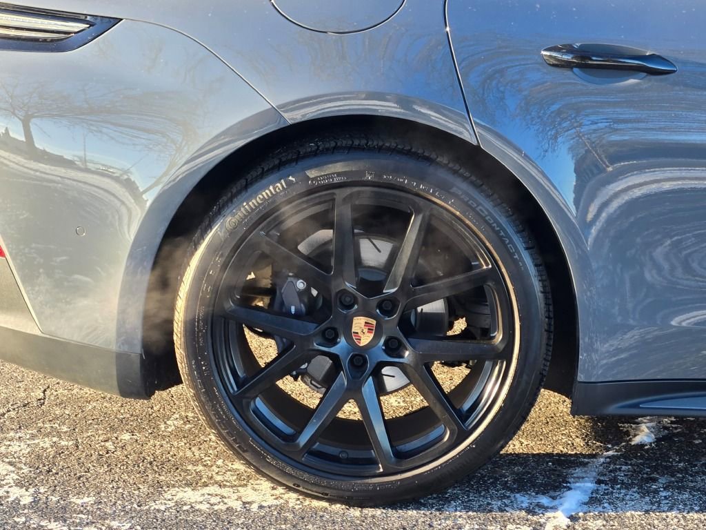 Used 2025 Porsche Panamera 4 image 15