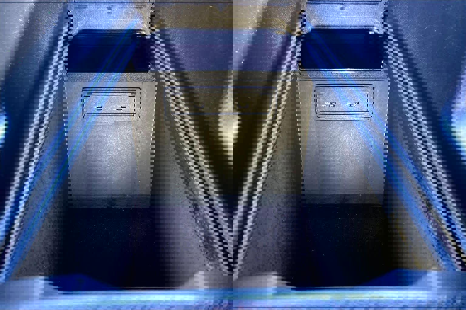 Used 2020 Mercedes-Benz GLC 43 AMG 4MATIC image 35