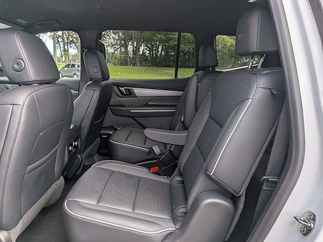 Used 2026 Buick Enclave Sport Touring FWD image 18