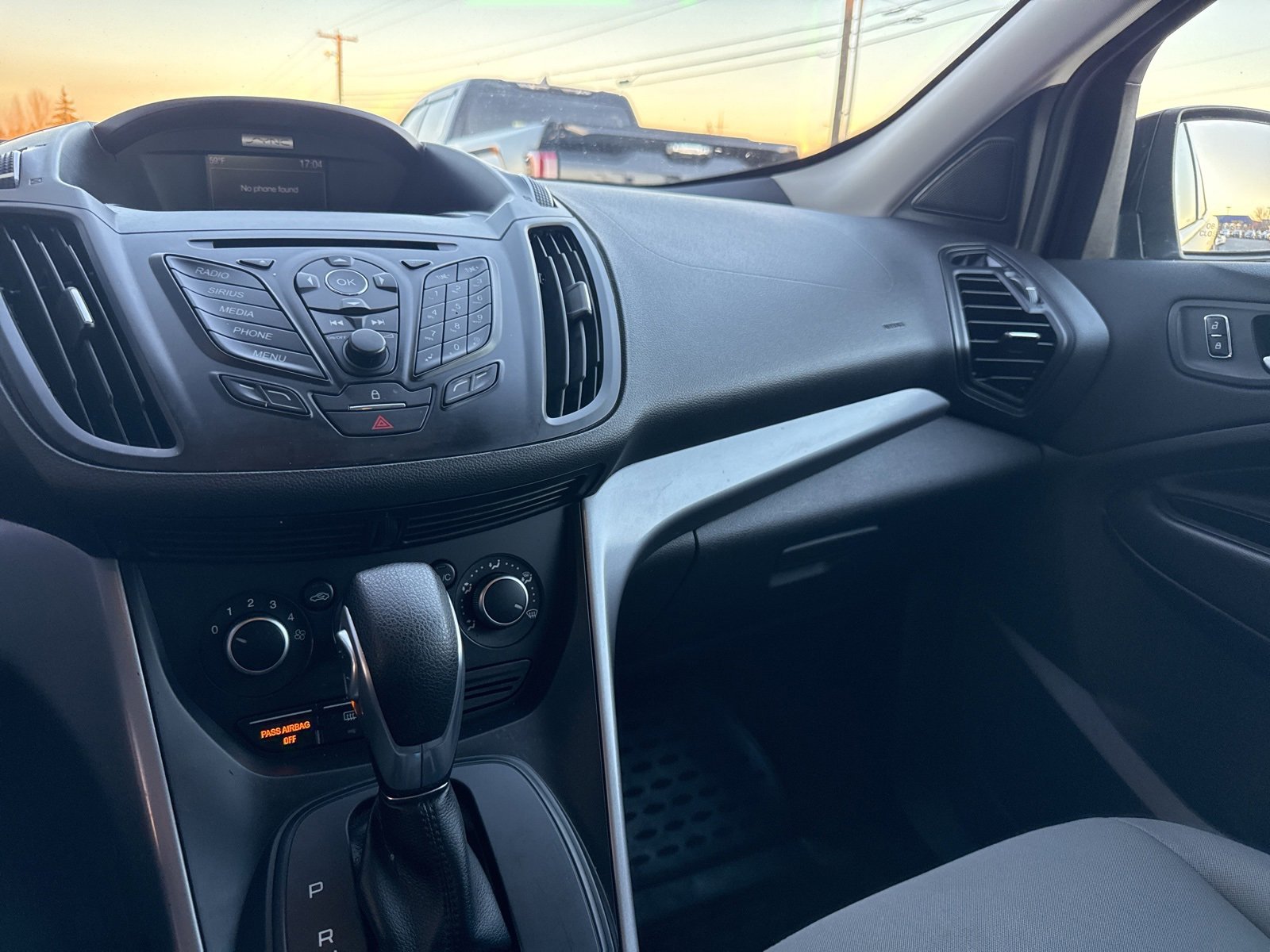 Used 2016 Ford Escape SE image 4