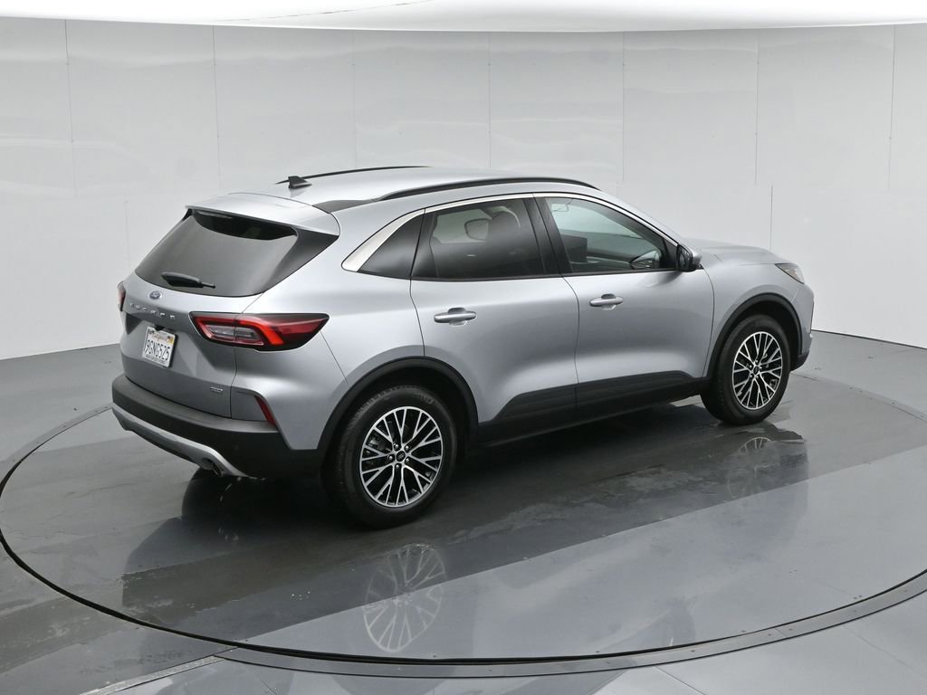 Certified 2023 Ford Escape SE image 42