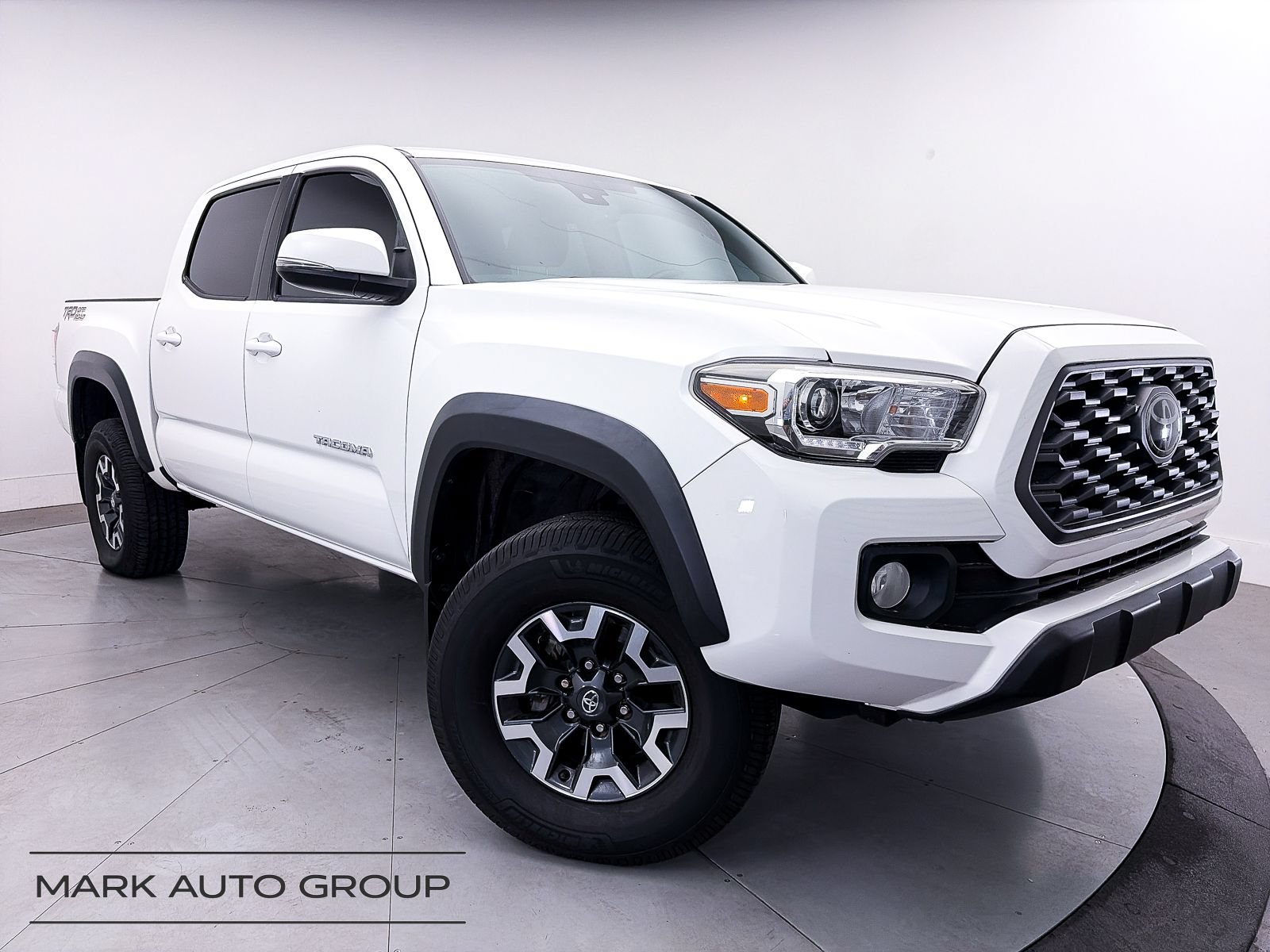Used 2021 Toyota Tacoma TRD Off-Road w/ Technology Package RWD image 1