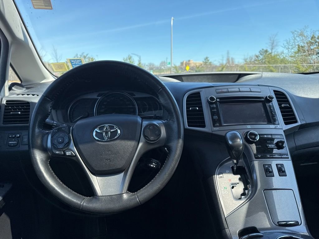 Used 2014 Toyota Venza XLE w/ XLE Premium Package AWD/4WD image 10