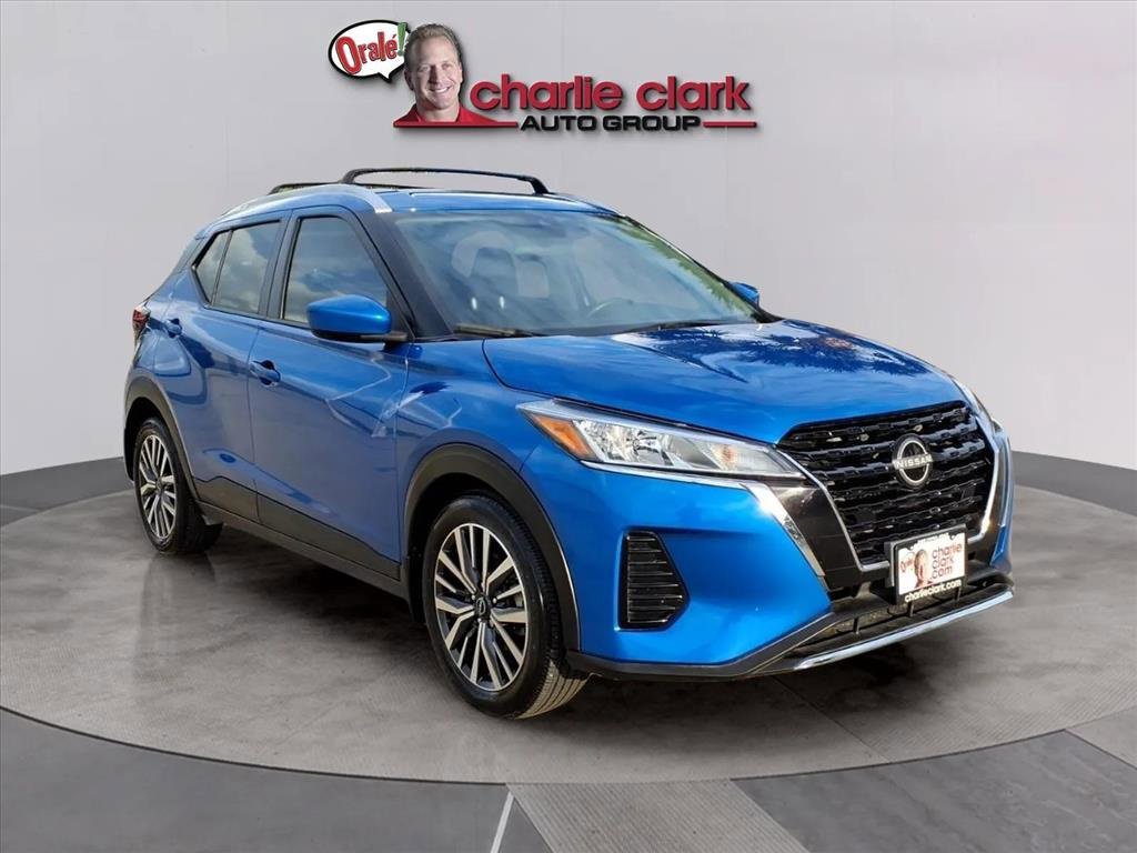 Used 2024 Nissan Kicks SV w/ Exterior Package image 7