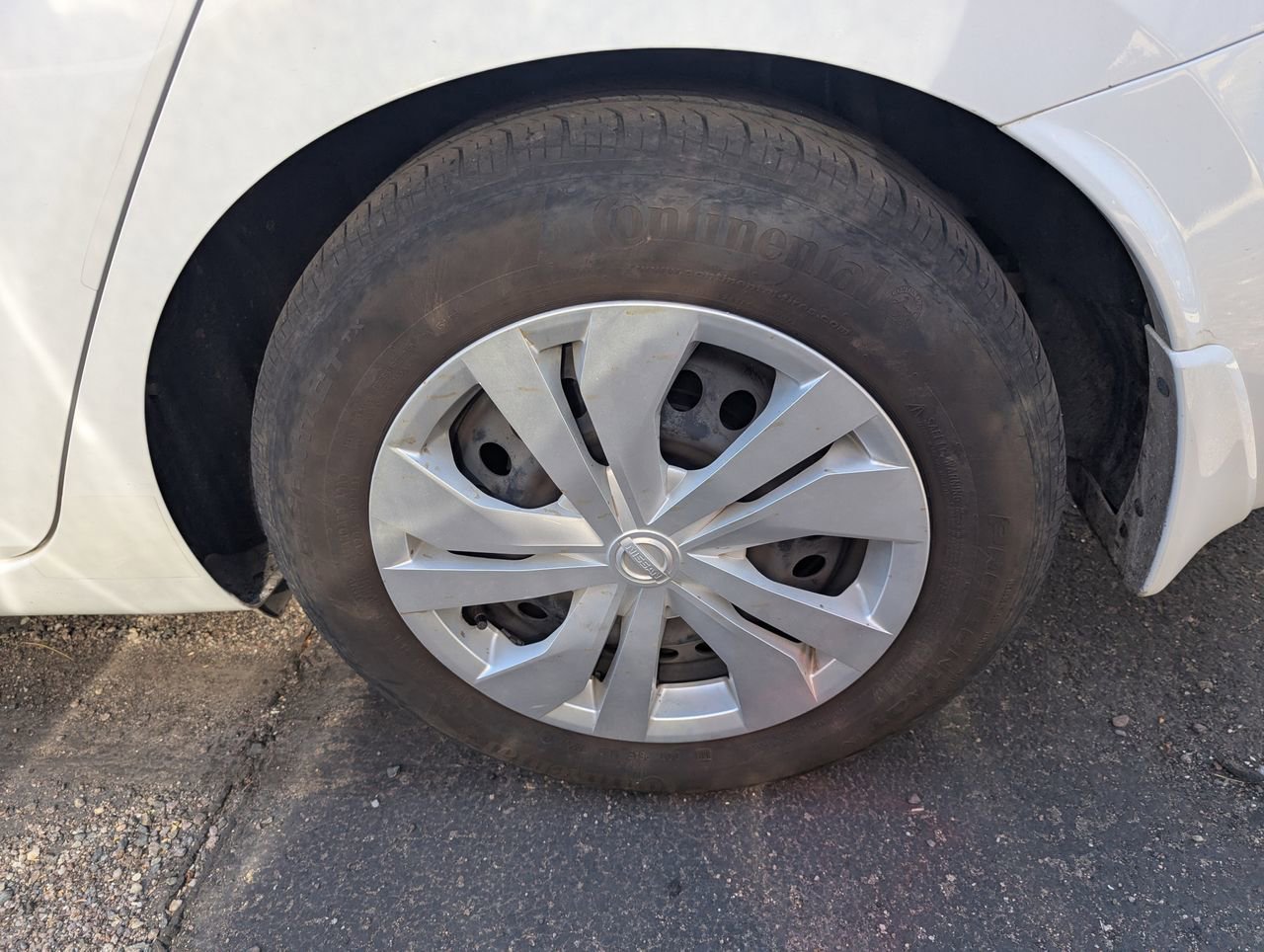 Certified 2023 Nissan Versa S w/ Trunk Package FWD image 7