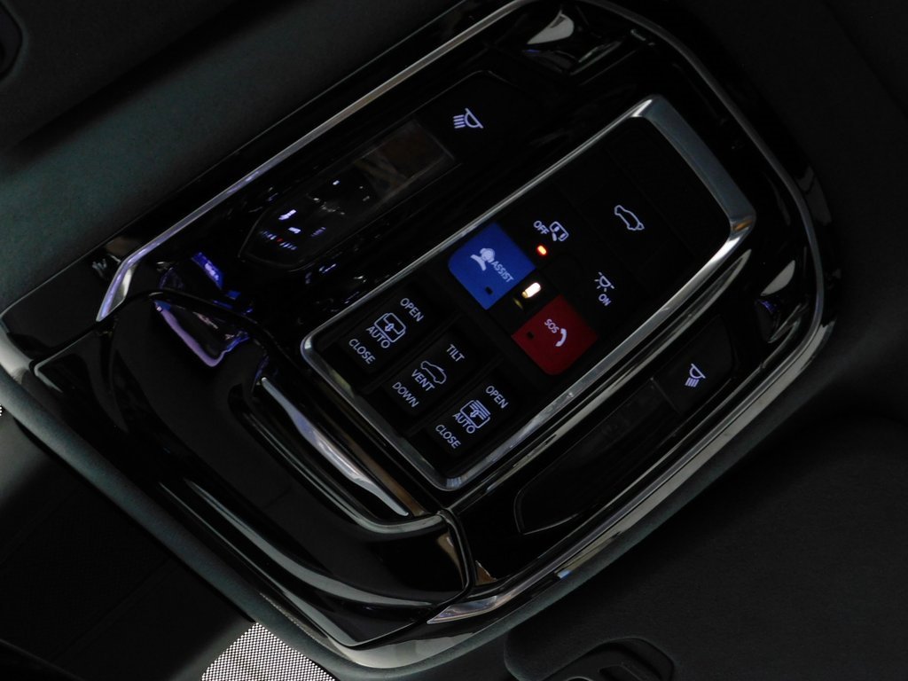 Used 2022 Jeep Grand Wagoneer Series II w/ Convenience Group III image 81