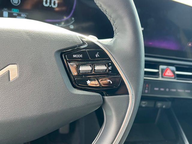 Certified 2023 Kia Niro EX w/ EX Cold Weather Package FWD image 23