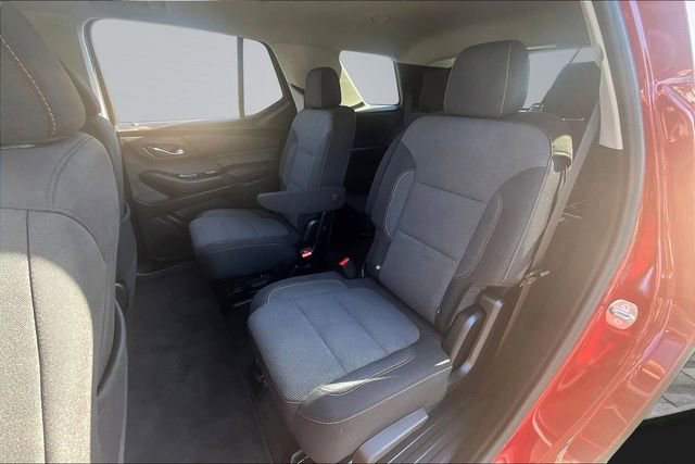 Used 2021 Chevrolet Traverse LT image 22